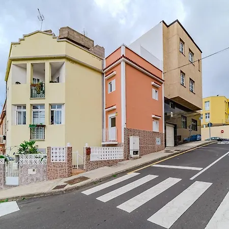 Nyaraló Alisios Family House *