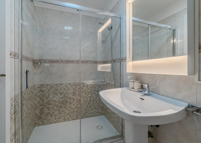 Alisios Family House בית נופש